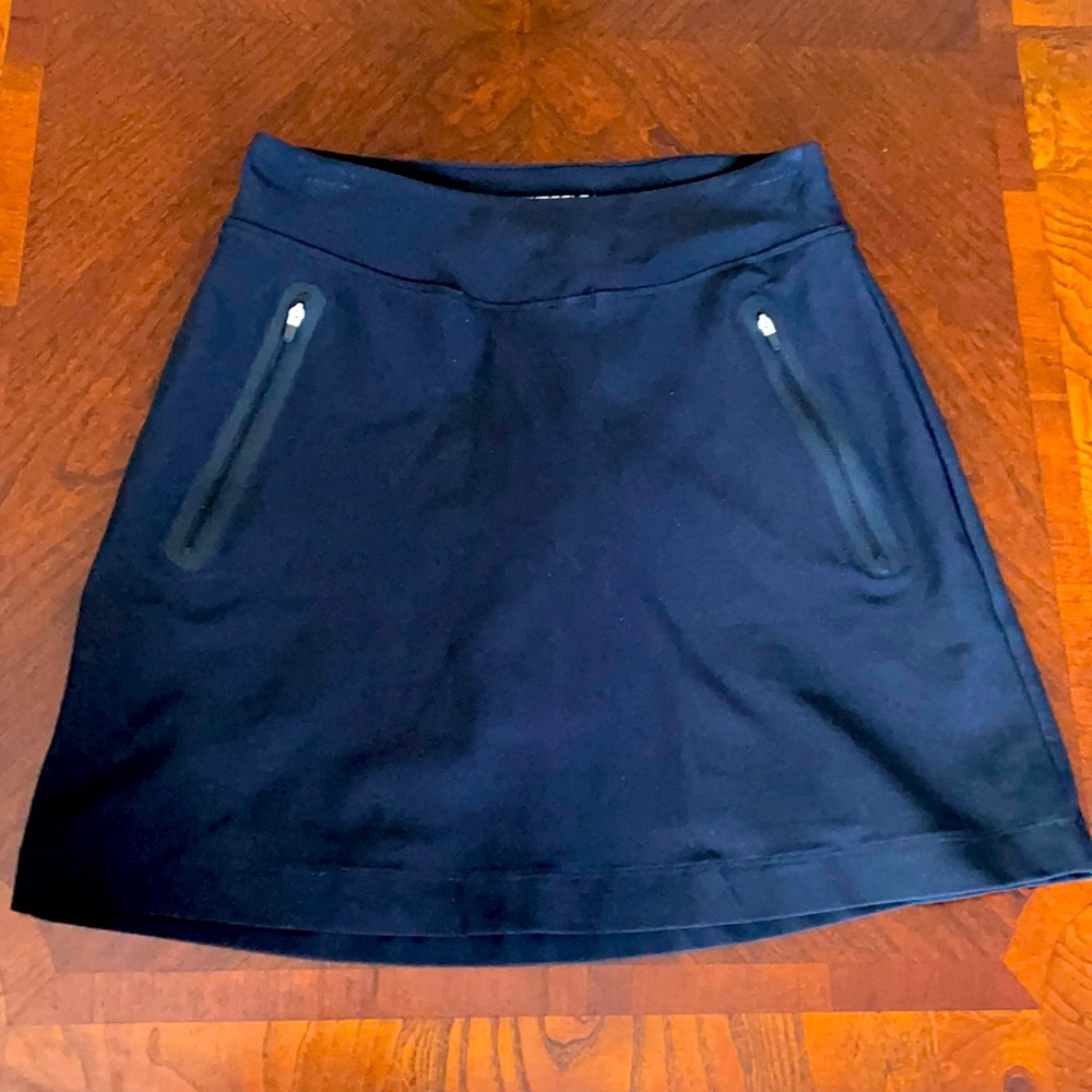 NIKE WOMENS GOLF SKIRT SIZE XS IN BLACK